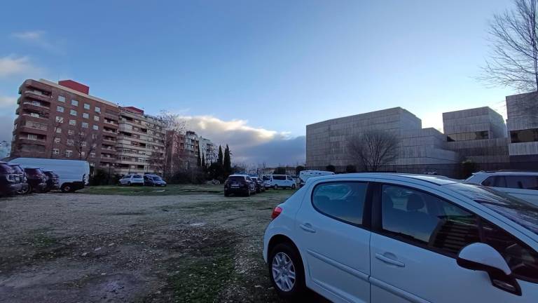 El Ayuntamiento plantea un campo de fútbol en el solar junto al Museo Íbero