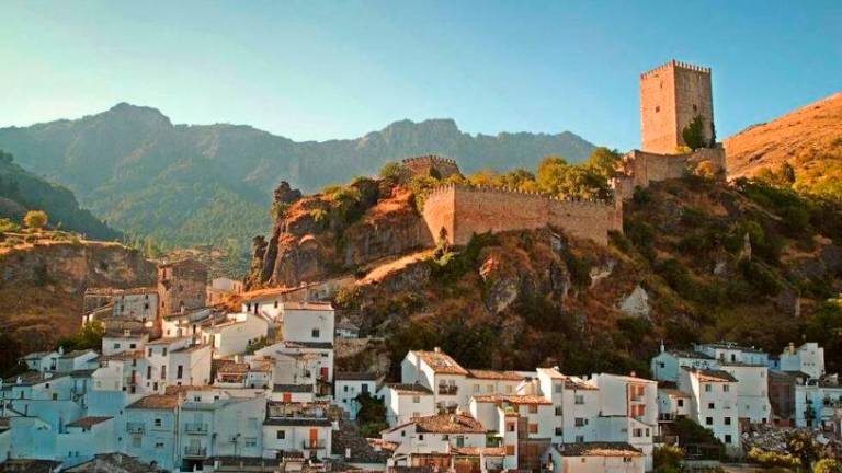 Cazorla impulsa una campaña para dinamizar el consumo local en el municipio