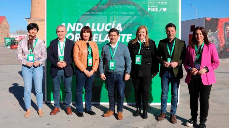 María Jesús Montero anima a trabajar como los olivareros para sacar adelante Andalucia