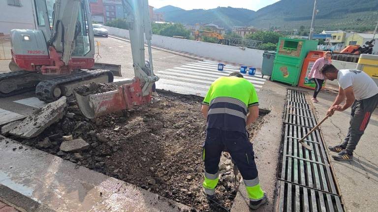 Vías públicas y edificios municipales afectados por la borrasca en Jamilena
