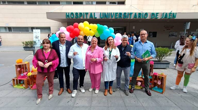 <i>Pilar Parra, Rafael Talavera, Juan Manuel Gila, Ángela Hidalgo, Belén Martínez, David Vílchez y Eduardo Calvo. / F. Gaitán. / Diario JAÉN.</i>