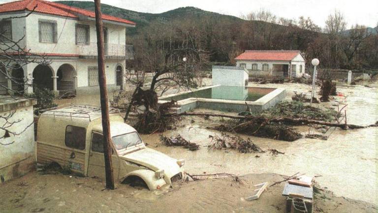 Tal día como hoy en 1997 publicábamos: La lluvia causa más inundaciones