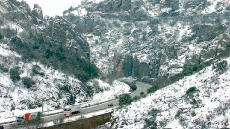 Tal día como hoy en 2006 publicábamos: El temporal pasa factura a la circulación en las carreteras