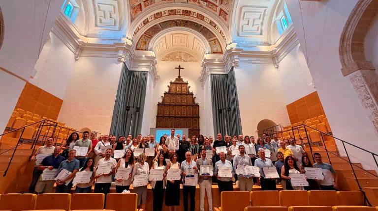 <i>Entrega de los distintivos Sicted. / Ayuntamiento de Úbeda.</i>