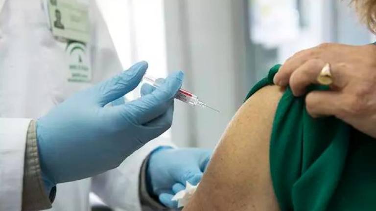 La Junta acusa de “falsear” la tasa de vacunación de la gripe