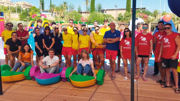 Primer baño en las piscinas municipales de Jaén