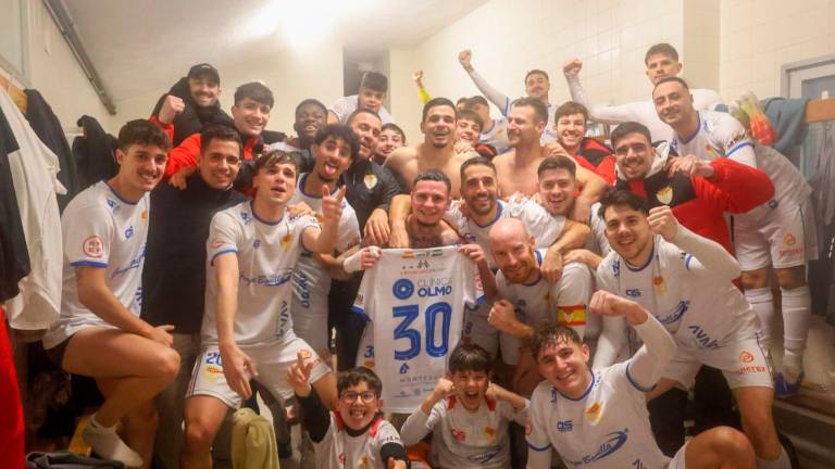 El Martos se lleva el duelo ante el Alhaurino (2-1)