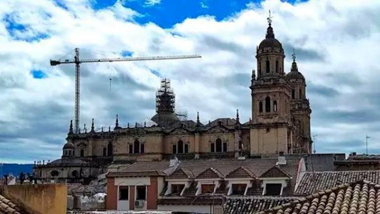 La capital y 12 municipios jiennenses, en riesgo extremo por covid-19