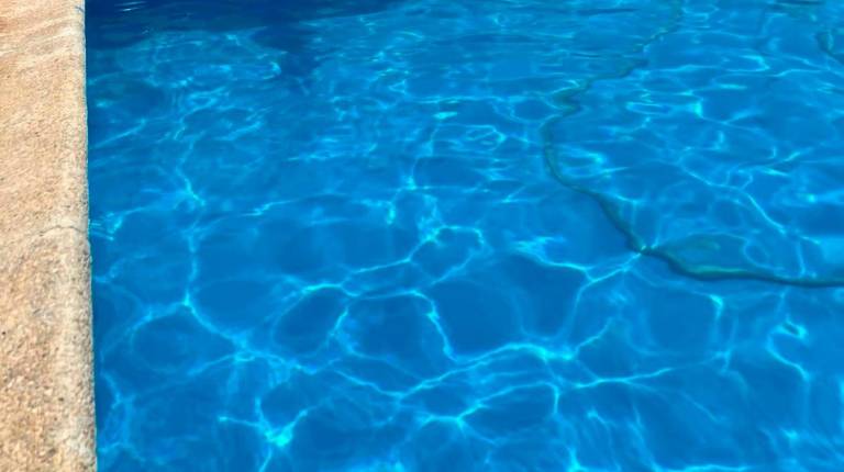 <i>Imagen de archivo de una piscina. / Europa Press.</i>