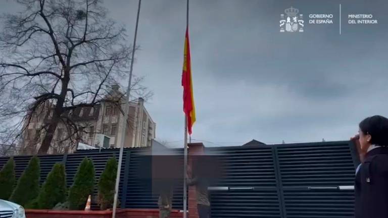 España cierra su embajada en Kiev por el riesgo de un ataque aéreo ruso