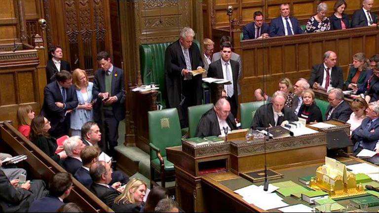 El Parlamento pide un nuevo informe de impacto del Brexit