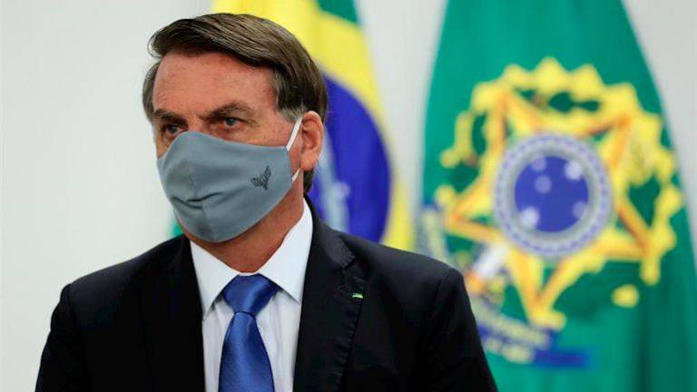 El presidente de Brasil, Jair Bolsonaro, positivo en covid