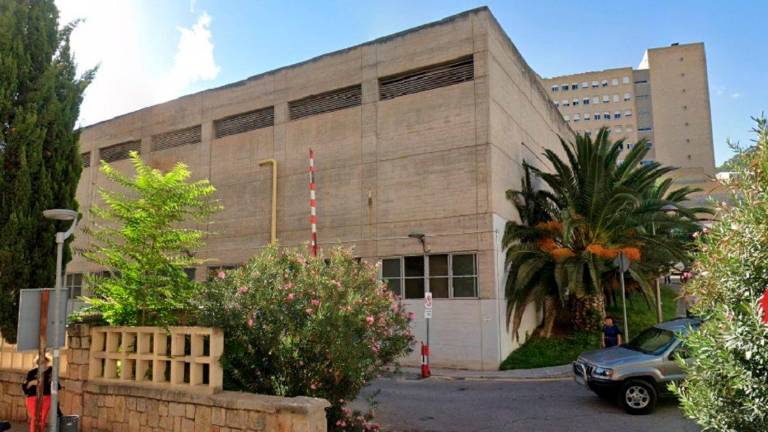 Intoxicado por inhalación de humo tras el incendio de una casa en Jaén