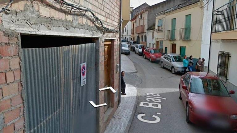 <i>Una calle de Alcaudete. / 112. </i>