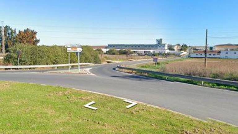 Cuatro heridos en una colisión entre un turismo y una ambulancia en Gibraleón (Huelva)