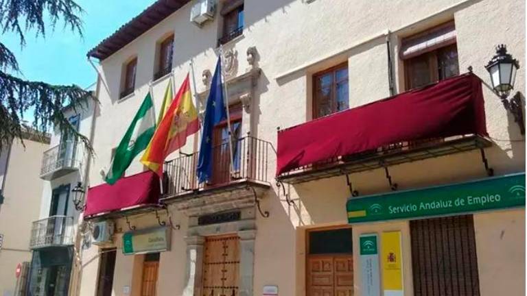 Intentan incendiar la casa del alcalde de Campillo de Arenas