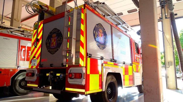 <i>Vehículos en el Parque de Bomberos de Jaén. / Europa Press. </i>