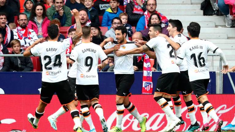 Un golazo de Parejo para sacar un empate