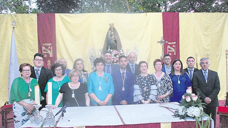 Jornada memorable en Santa Ana por los 500 años de la cofradía de la Abuela