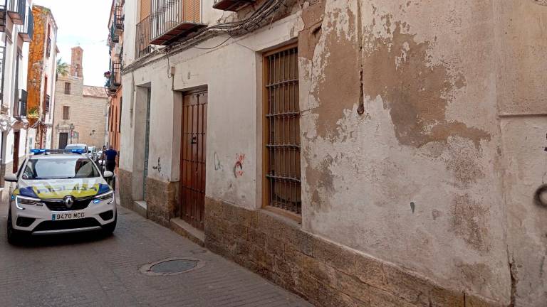 La calle Santo Domingo permanecerá cortada desde el 20 hasta el 24 de abril por el derribo de una casa