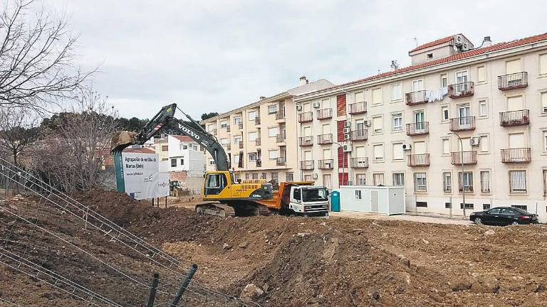 Avanzan las obras del colector de aguas