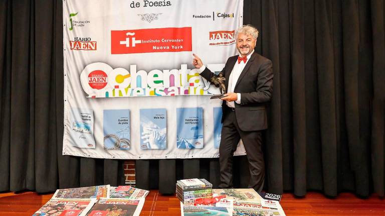 <i>POESÍA. Este cronista en Nueva York, momentos antes de conocerse quien había ganado el Premio.</i>