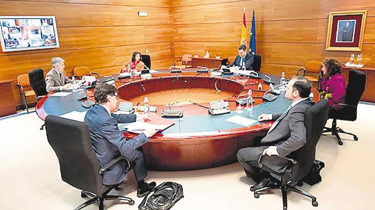 AYUDAS. <i> Reunión del Consejo de Ministros celebrada en La Moncloa. </i>