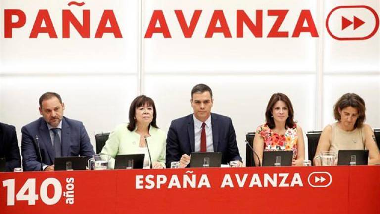 El PSOE aplaza la reunión de su Ejecutiva a mañana, antes de la votación de investidura decisiva