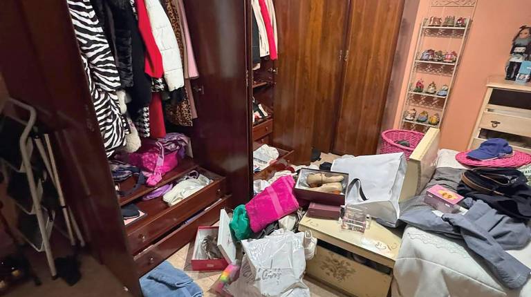 <i>Estado en que quedó una habitación después de que fuera revuelta.</i>