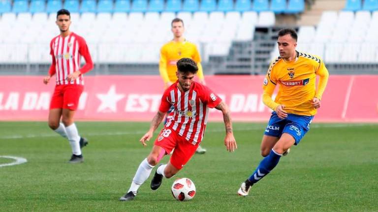 Óscar Lozano tiene vía libre para fichar por el Real Jaén