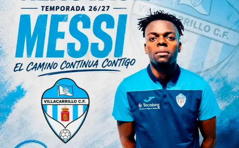 <i>Anuncio de la renovación de Messi con el Villacarrillo. </i>