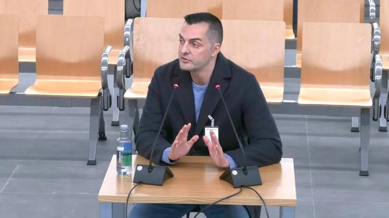 Rafael Hermoso dice que el seleccionador trató de coaccionarle por orden de Rubiales
