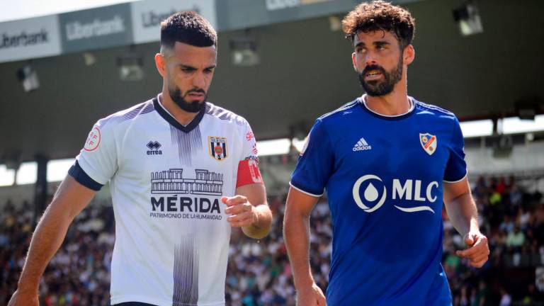 El Mérida noquea al Linares Deportivo (2-1)