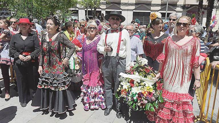 Un sinfín de flores y honores para la Reina de San Ildefonso