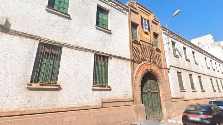 A la venta por 1,3 millones el antiguo cuartel de la Guardia Civil en Linares