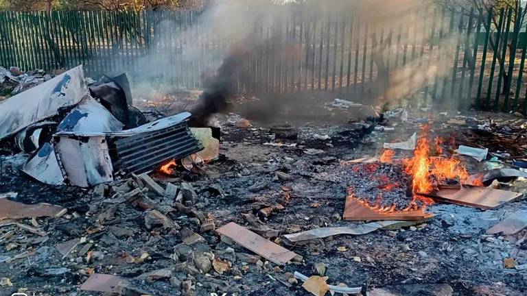 Incendio en Linares por la quema de electrodomésticos