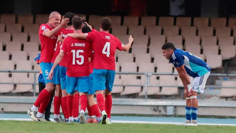 El Estepona destituye a su entrenador antes de jugar el domingo con el Real Jaén