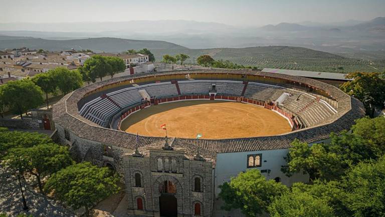 Baeza espera una tarde taurina de gloria