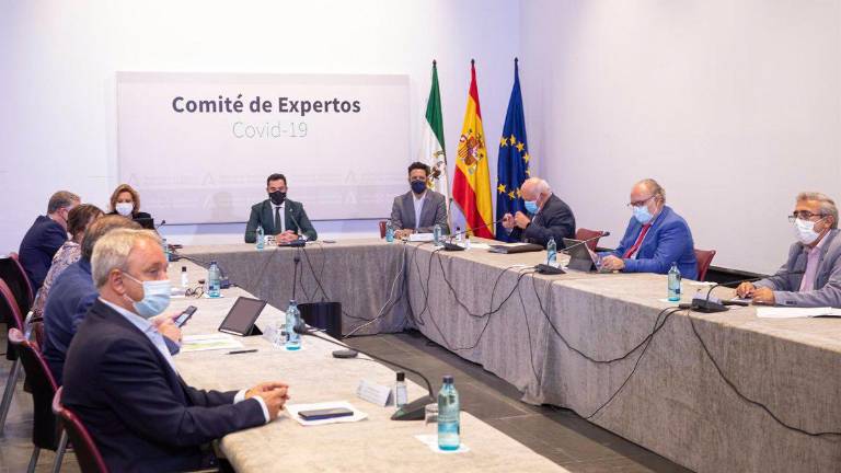 La Junta reúne este viernes al comité de expertos para tratar el pasaporte Covid