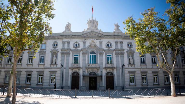 Condenado por pedir “fotos sexys” a una niña de ocho años en Oviedo