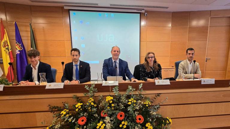 La Facultad de Ciencias de la Salud celebra su festividad y pone en valor la excelencia de sus miembros