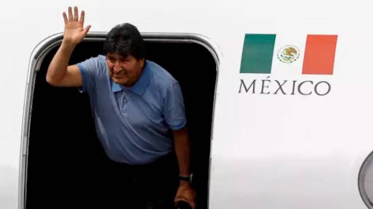 Evo Morales llega a México: “Mientras tenga la vida seguimos en política”