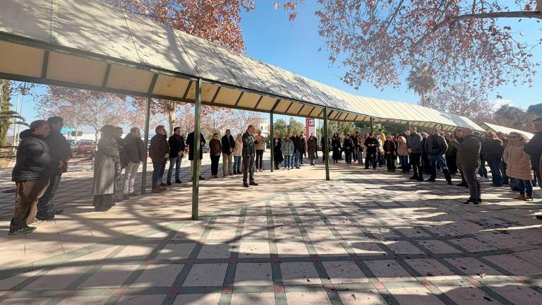 La Universidad de Jaén guarda un minuto de silencio por las víctimas en Adamuz