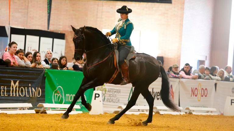 El caballo de Enrique Ledesma encumbra a Ana Calabrús en la modalidad de jóvenes