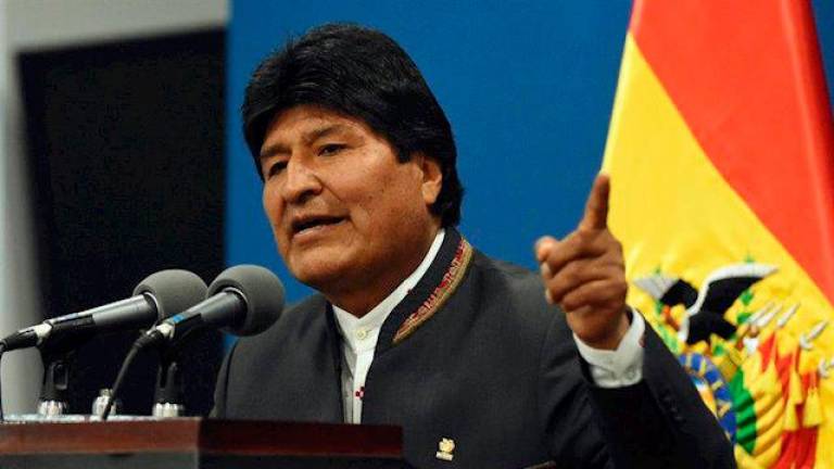 Defensores de Evo Morales cercan a un líder opositor