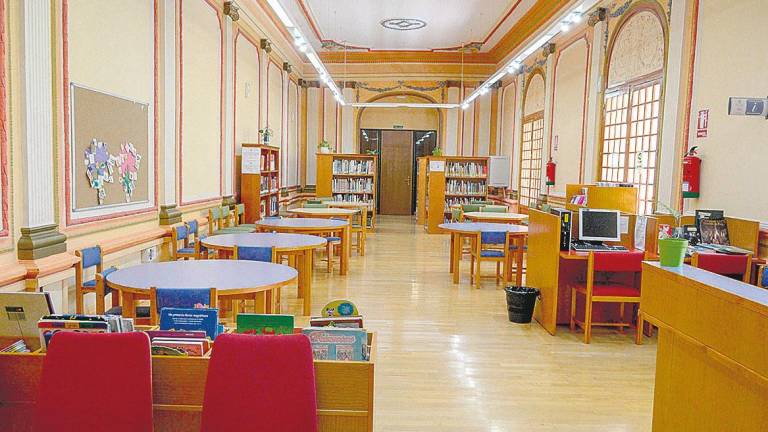Abierta la biblioteca Condestable Iranzo