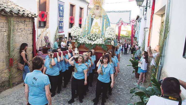 San Millán se engalana para celebrar la Ascensión