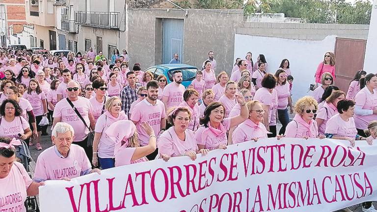 Villatorres, unido y solidario frente al cáncer de mama