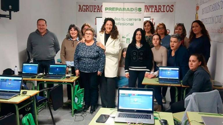 Más de 8.000 mujeres de Jaén se forman en digitalización y empleo