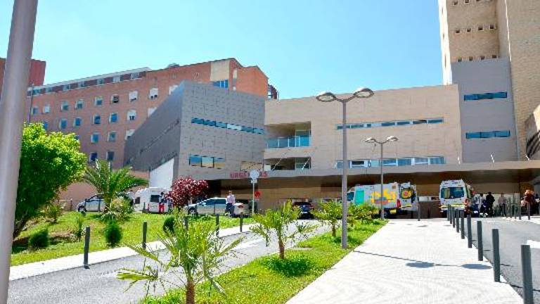 Un hombre denuncia que el Hospital le negó la comida